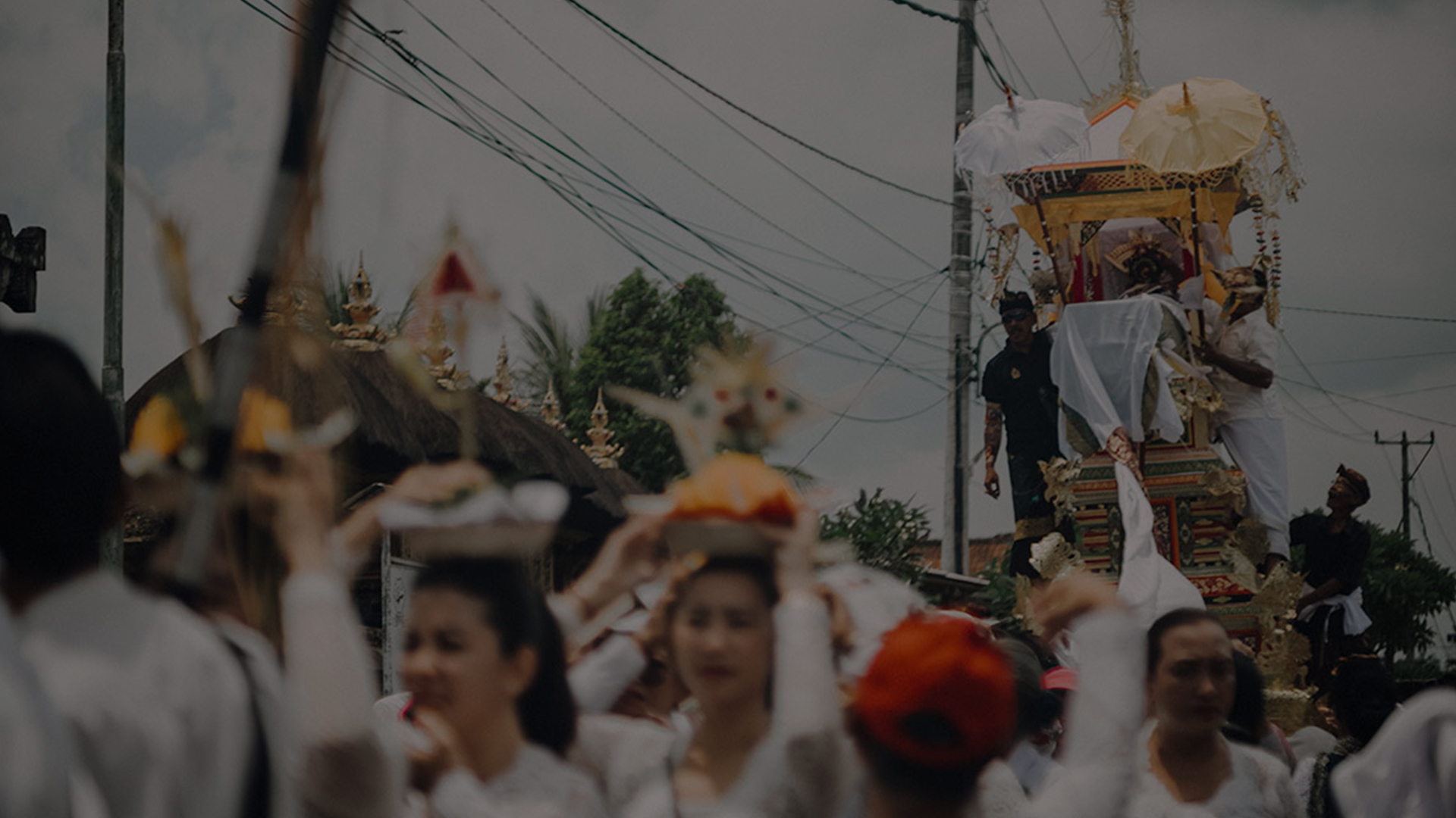 The Bade Is a Symbol of Building to Let Go