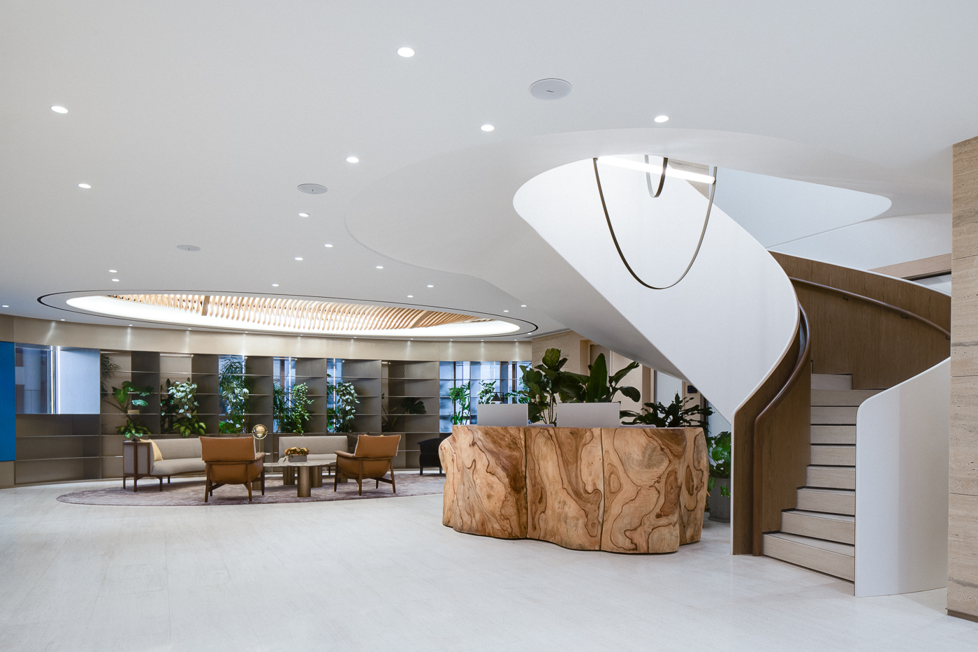 Hang Lung Office Rejuvenation - Standard Chartered Bank Building