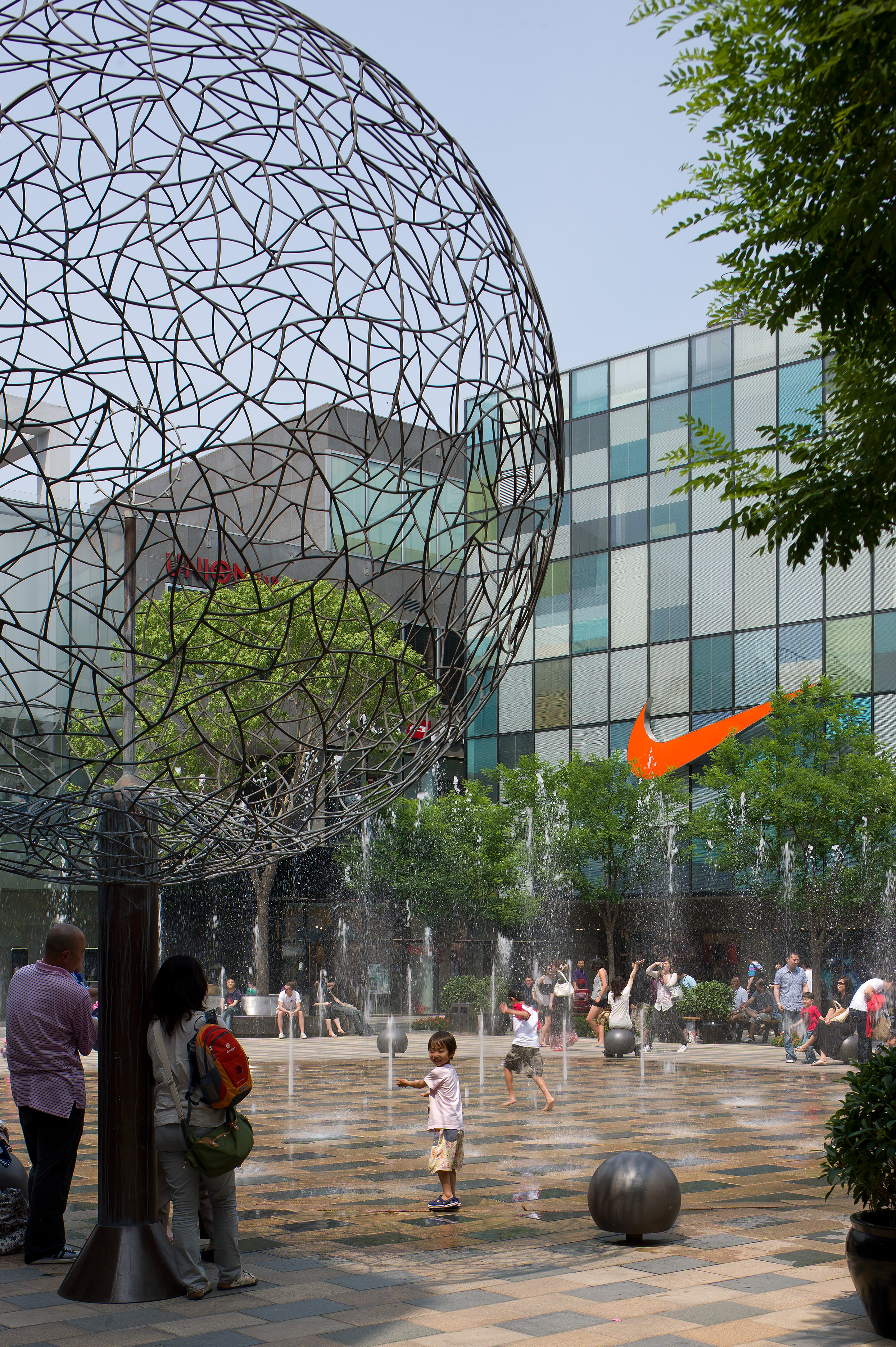 Beijing Sanlitun Taikoo Li :: the Oval Partnership